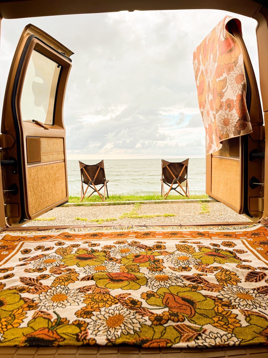 Rug blanket