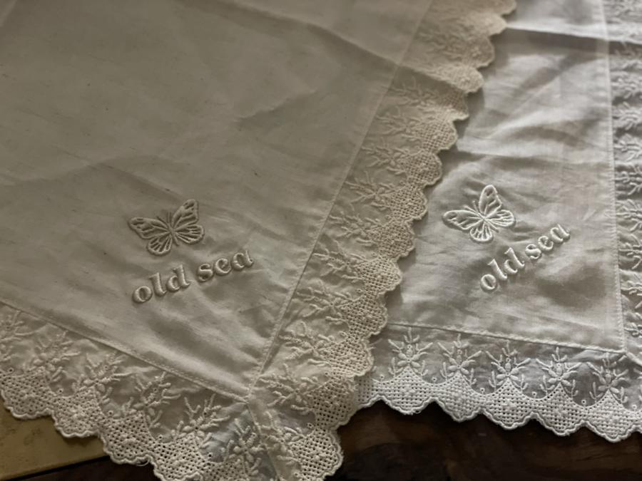 Royal cloth